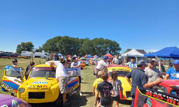 CRAS: Con casi un centenar de autos arrancó la temporada en Henderson