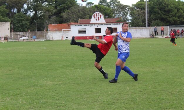 Fútbol Senior: Estudiantes se subió a la cima