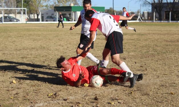 Fútbol Senior: Arrancó el torneo Intermedio y se conoció al campeón de la primera rueda del Interliga