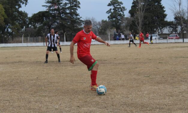 Fútbol Senior: El torneo Intermedio llevará el nombre de Ramiro Saéz