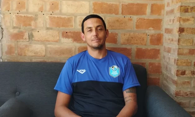 Diego Funes dejó de ser el entrenador de Ciudad de Bolívar