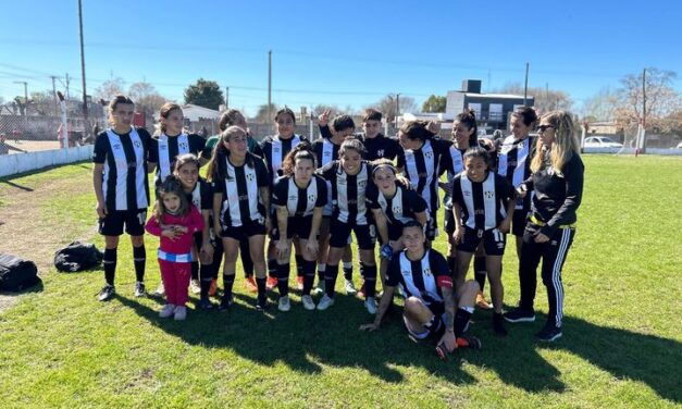 Fútbol Femenino: Defensores y Estudiantes en lo más alto