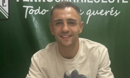 No iba a ser tenido en cuenta en River, rescindió contrato y fue presentado en su nuevo club