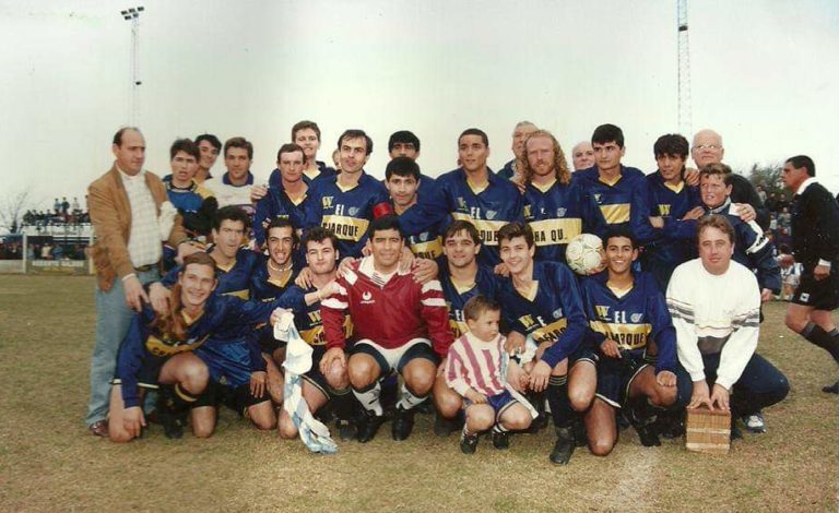 3 de junio, el día que Maradona, jugó en Carlos Tejedor