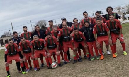 Fútbol Senior: Se conocieron los semifinalistas del + 40 y lo que dejó el +50