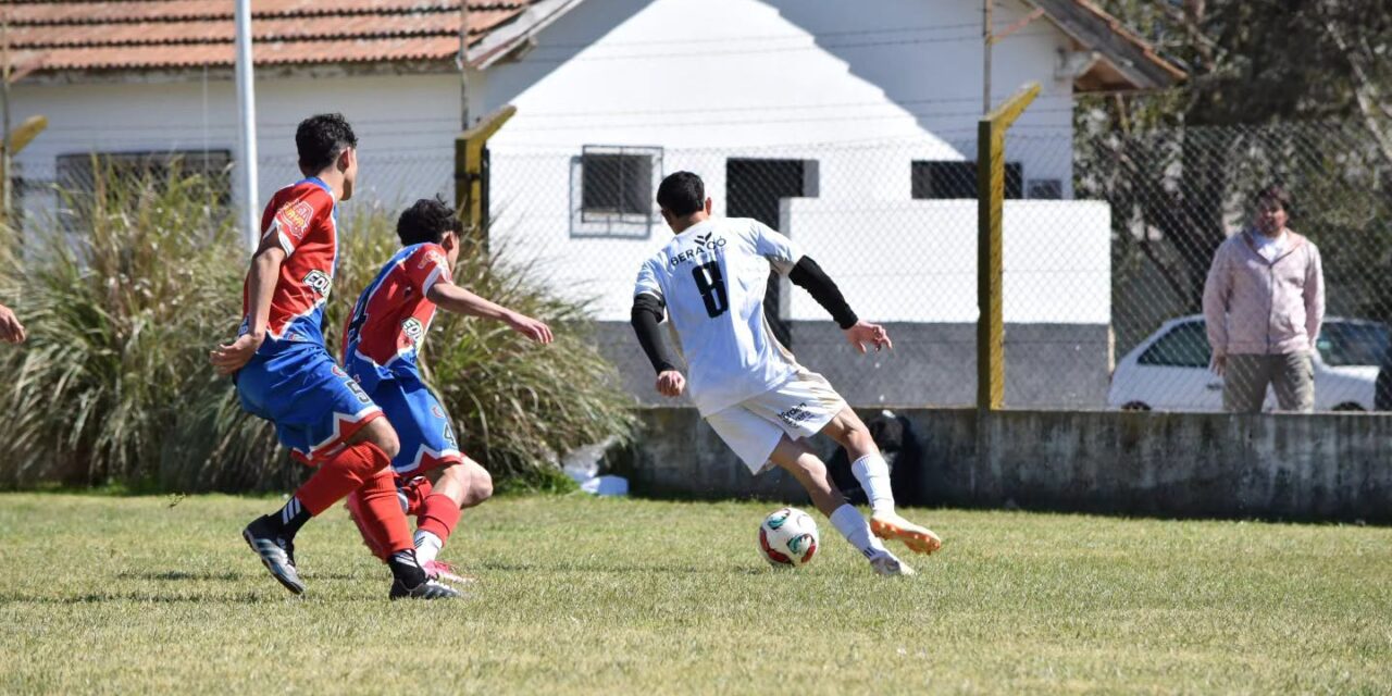 Tercera División: Nueve equipos en ocho puntos de diferencia