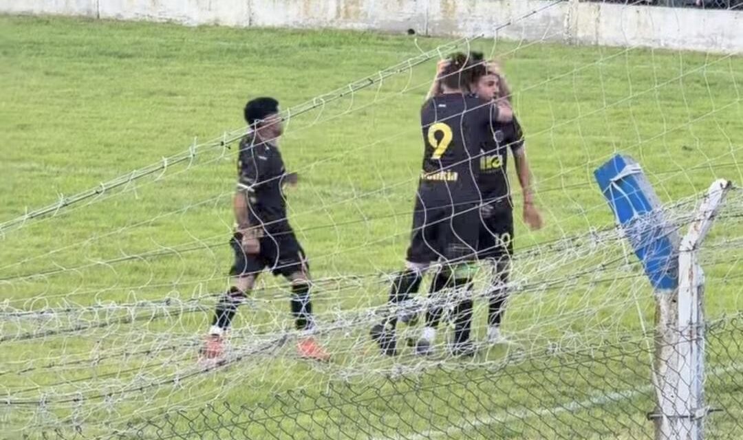 Liga de Carlos Casares: C.S. y Deportivo Bellocq arrancó ganando con goles pehuajenses.